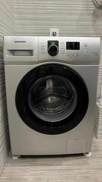 Samsung EcoBubble 6 кг Отличное состояние