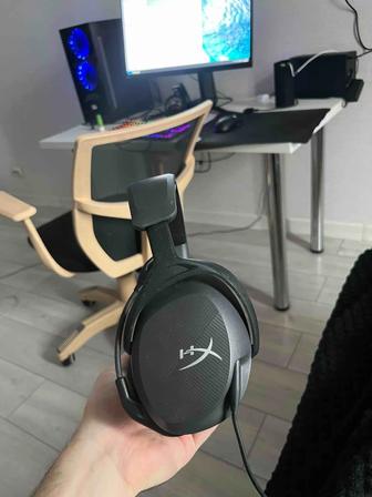 Продам игровые наушники HyperX
