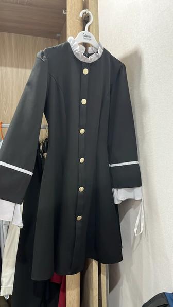 Платья черное