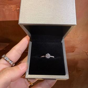 Серебро с муассанитом