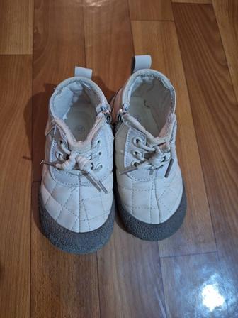 Продам ботиночки