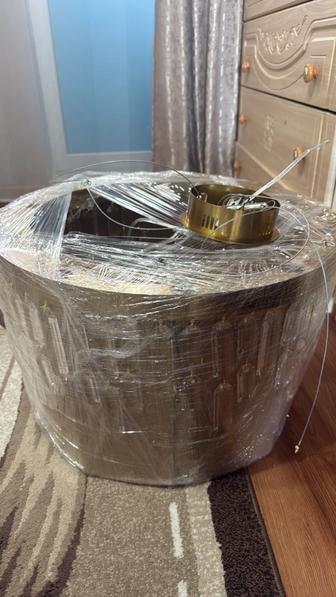 Повесить люстру