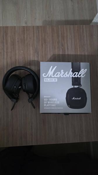 Продам наушники Marshall major 4