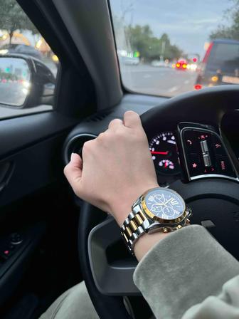 Продам наручные часы Michael Kors