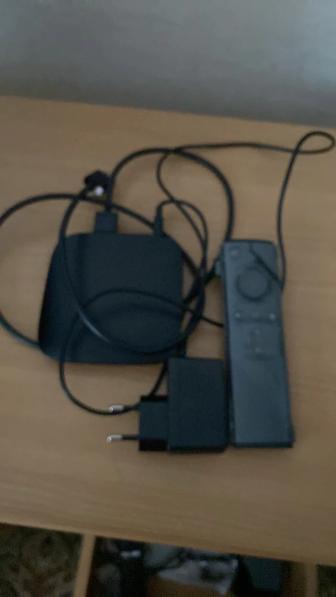 продам тв приставку mi tv box 3 с чехлом для пульта!