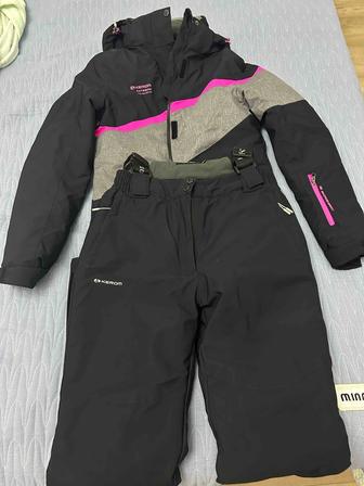 Продам зимний спортивный костюм