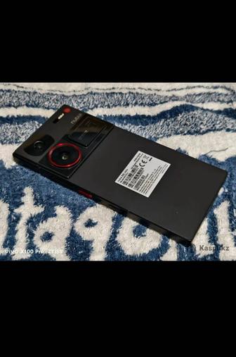 Продам телефон Nubia z60 ultra