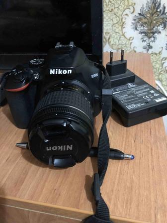 Продаю фотокамеру Nikon D350