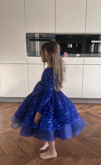 Продам детское платье