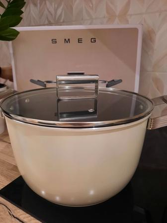 Кастрюль от компании Smeg