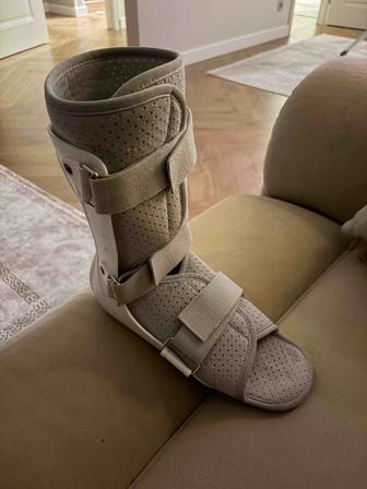 Фиксатор ног. Корсет. Вместо гипса. При переломе ног.