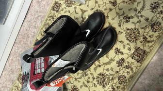 Продам спецобувь