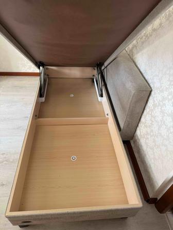 Продам тахту в спальню