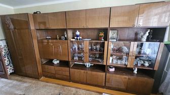 Продам стенку в зал