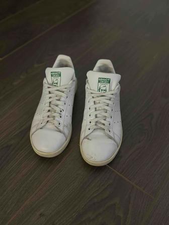 Кроссовки Adidas