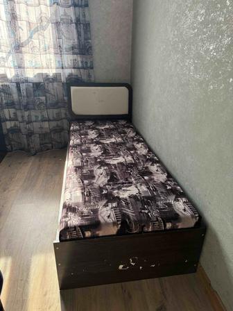 Кровать и шкаф детский