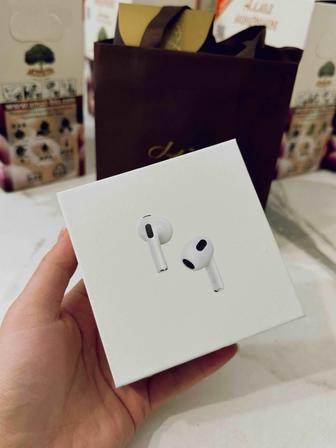 Продам Airpods 3