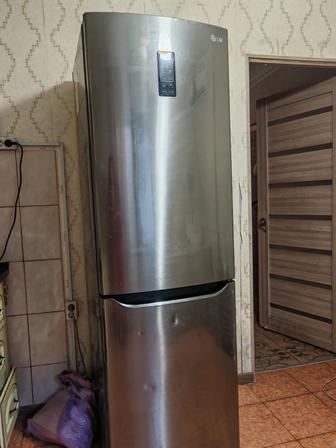 Продам холодильник LG бесшумный