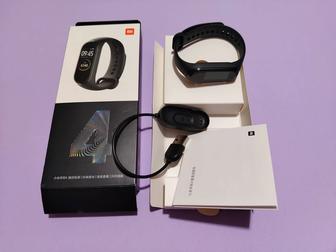 Фитнес - браслет Xiaomi Mi band 4