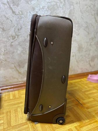 Продам чемодан и сумка