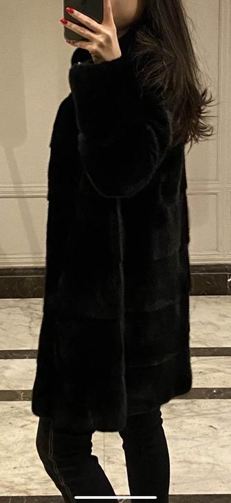 Продам норковую шубу blackglama, производство Дубай