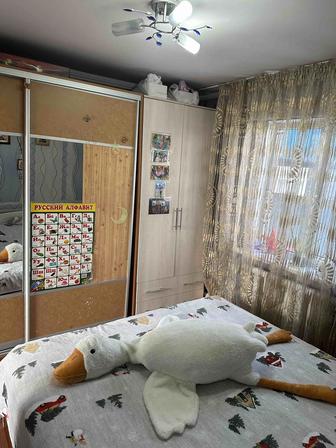 Шкаф в спальню,в хорошем состоянии