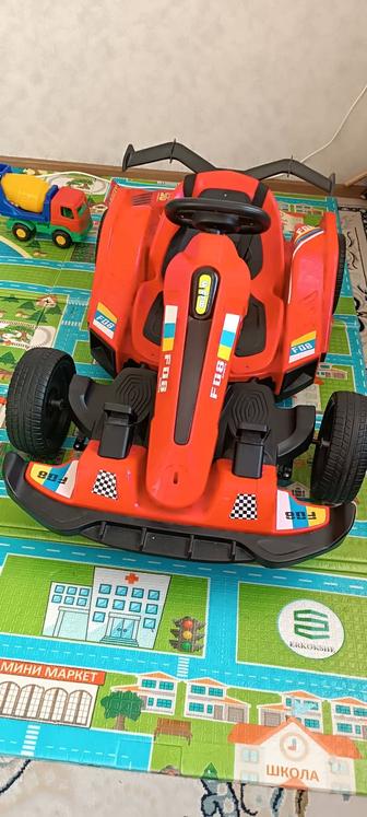 Детская Электромашина F08 с двумя педалями (газ/тормоз)