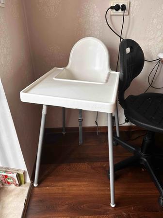 Детский стульчик для кормления