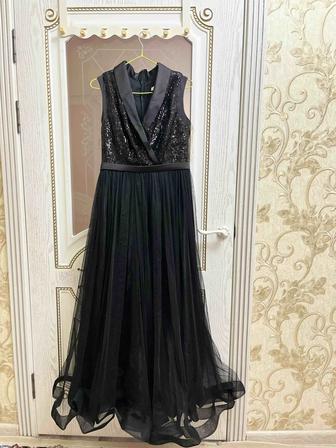 Продается новое платье