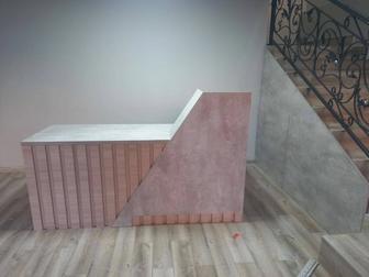 Продам ресепшн угловой в отличном состоянии