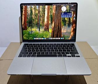 Продам MacBook Air M3 2024, 8Гб/256 Гб