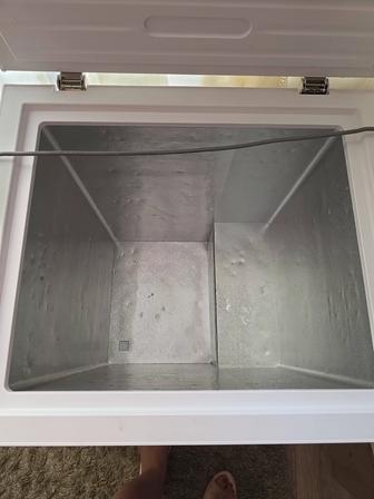 Продам морозильник 142 объем.