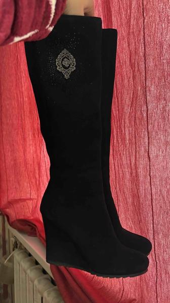 Продам зимние сапоги/замша/натуралка