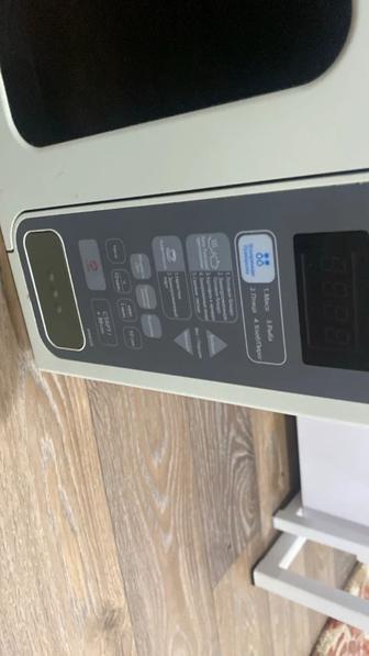 Продам микроволновую печь