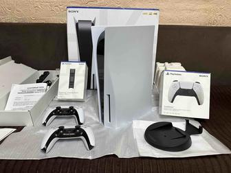 PlayStation 5 1TB 2 Джойстика FC24 UFC4
GTAV МK11 Игровая Приставка PS РС