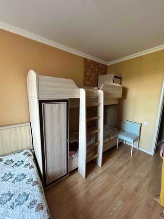 продается двухъярусная кровать