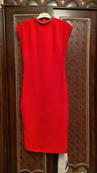 Платье вечернее