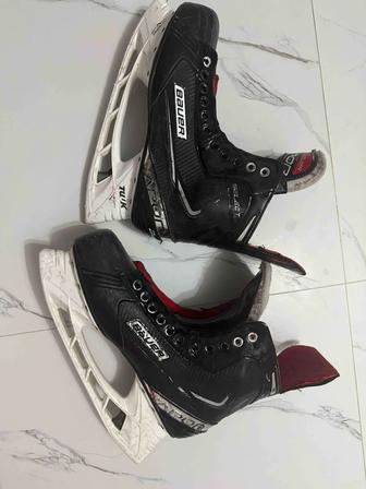 Коньки Bauer Select 11,5D
