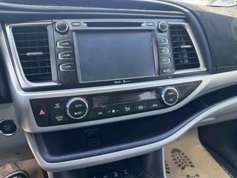 Автомагнитола Toyota Highlander 2015