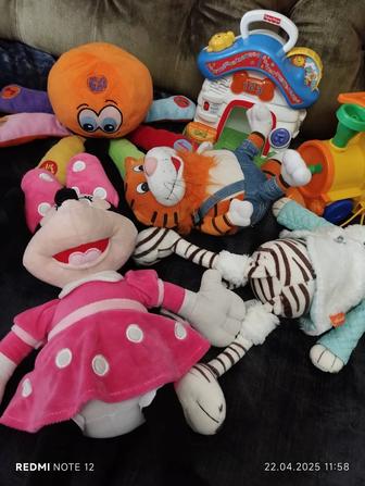Игрушки более 35 штук