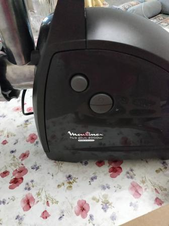 Продам мясорубку Moulinex