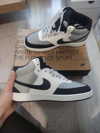 Продаю кеды Nike