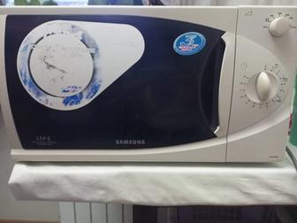 Продам микроволновую печь