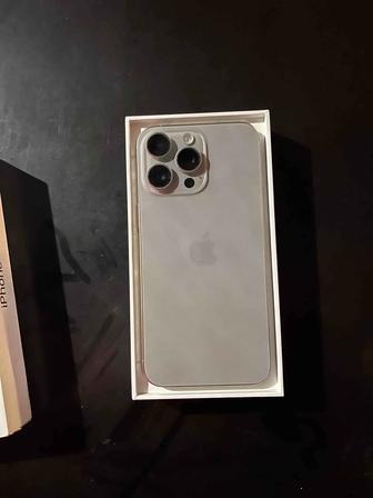 iPhone 15 Pro Max 256 90%