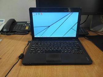 Ноутбук Lenovo S205 в хорошем состоянии