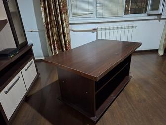 Продаются 2 журнальных столика