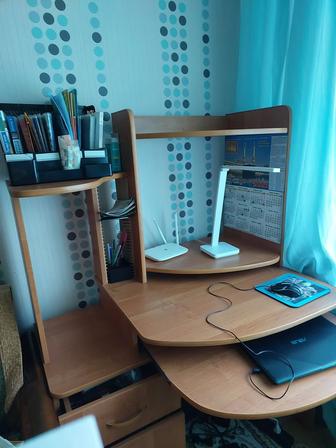 Продажа.Стол компьютерный