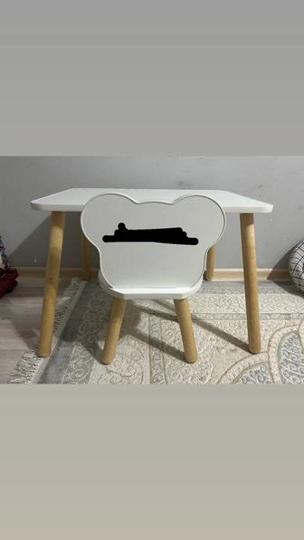 Детский стол и стульчик