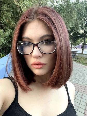 Официант / официантка