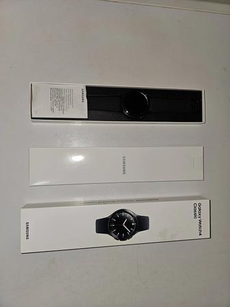 Часы Samsung Galaxy Watch 4 classic